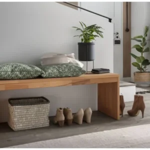 Garderobenbank Sitzbank KIRSA 120 cm Kernbuche massiv in Gesamtansicht mit grünem Kissen und Staufächern.
