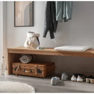 Garderobenbank Sitzbank KIRSA 160 cm Kernbuche massiv in Gesamtansicht mit offener Aufbewahrung für Schuhe und Accessoires.