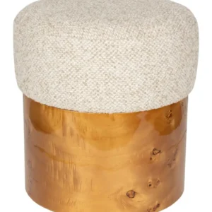 Holzhocker Burlin Beige mit beigefarbenem Polsterstoff und Eukalyptusholzgestell, Gesamtansicht.