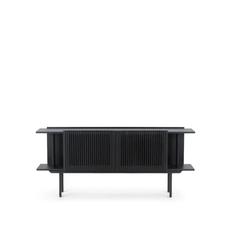 Sideboard – Schräges Eichenlamellen-Design, Soft-Close-Scharniere, Kabelmanagement-Öffnungen – Louvre | Njordec